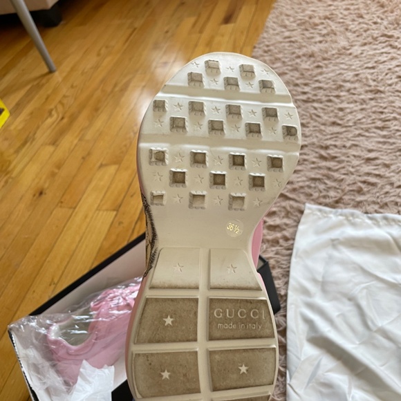 Gucci Rhyton Sneakers Mystic Cat Printed Pink Leather WOMEN 7 US or 36.5 EU - Picture 7 of 11